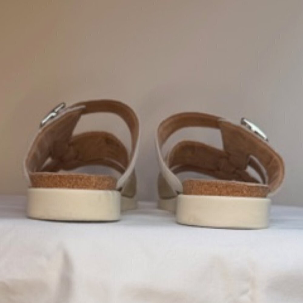 Brioso Elegant Gold and Cream Women's Sandals 10 - Picture 3 of 7